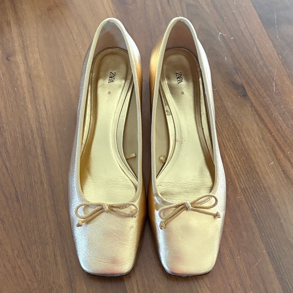 Gold Block Heel Ballet-Style Heel